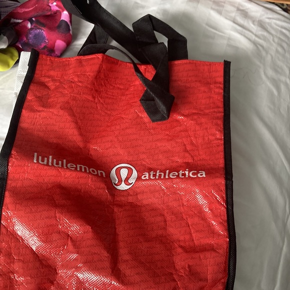 Lululemon headbands including one bag. - Picture 5 of 5